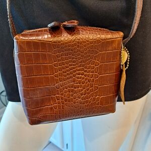 Chic Square Brown Genuine Leather Crocodile-Embossed Crossbody Bag